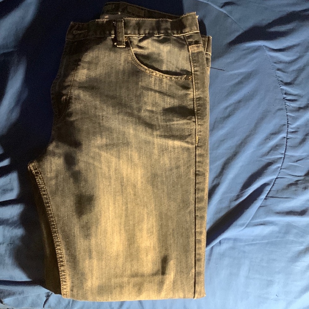 Men’s blue jeans